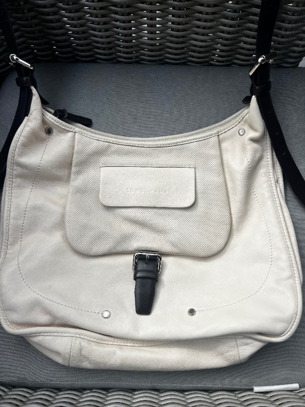 Longchamp Ivory Balzane Roots Leather Hobo Bag Made in France Ref. 2849828037